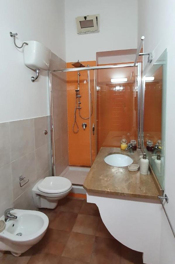 Casa Castagna Bed & Breakfast Caserta Bagian luar foto